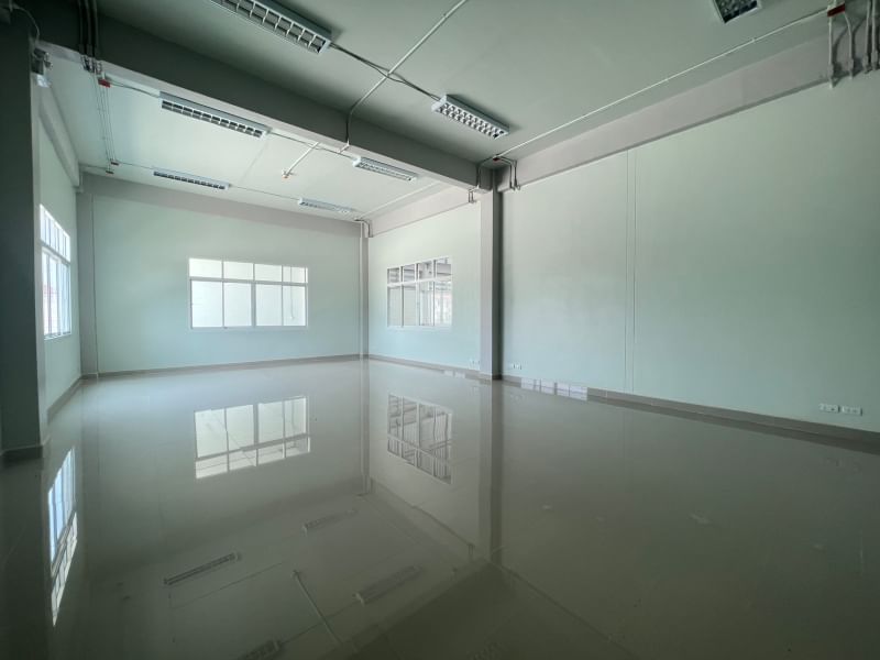 โกดัง โรงงาน พร้อมสำนักงาน คลอง7 ลำลูกกา ปทุมธานี ให้เช่า 